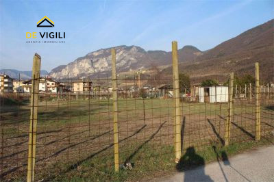 Immagine 8 di Terreno in vendita  in Strada Statale dell'Abetone e del Brennero a San Michele All'adige