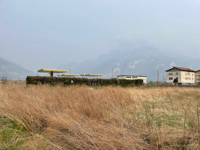 Immagine 15 di Terreno in vendita  in Strada Statale dell'Abetone e del Brennero a San Michele All'adige