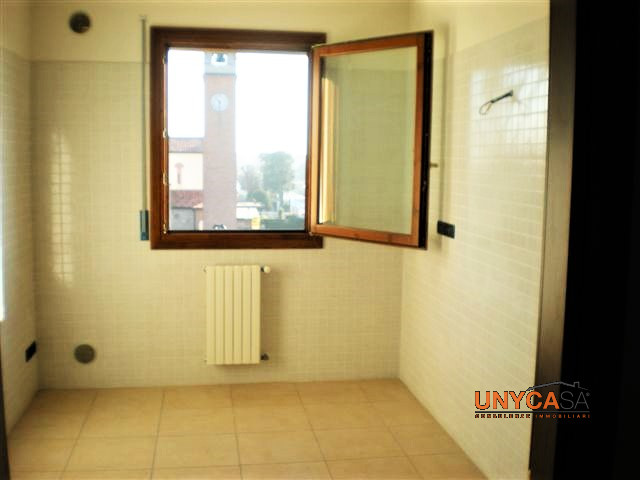 Immagine 3 di Appartamento in vendita  a Selvazzano Dentro