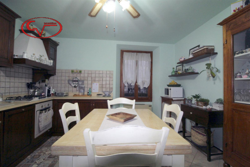 Immagine 3 di Villetta a schiera in vendita  in via Roma a Terranuova Bracciolini