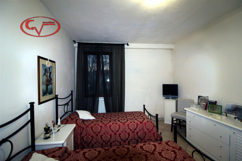 Immagine 8 di Villetta a schiera in vendita  in via Roma a Terranuova Bracciolini