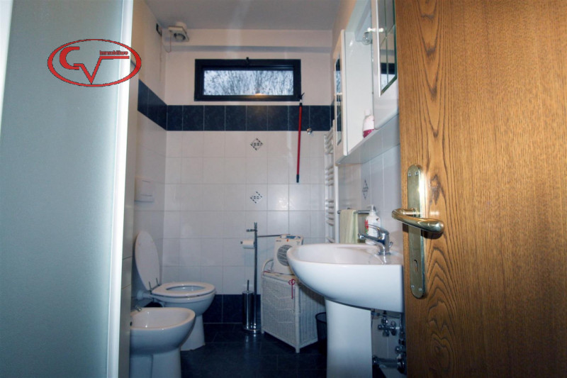 Immagine 11 di Villetta a schiera in vendita  in via Roma a Terranuova Bracciolini