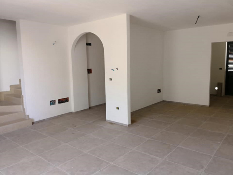 Immagine 2 di Villa in vendita  a Casarano