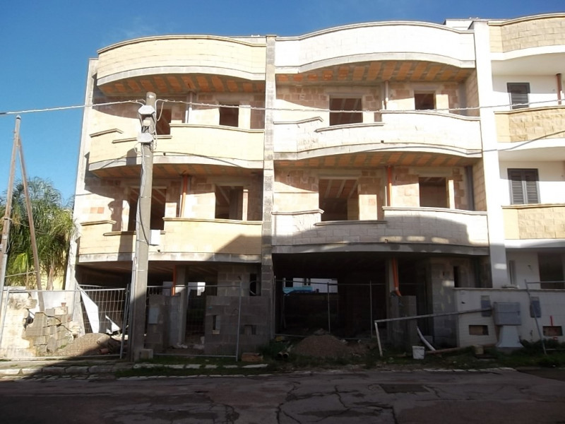 Immagine 7 di Villa in vendita  a Casarano