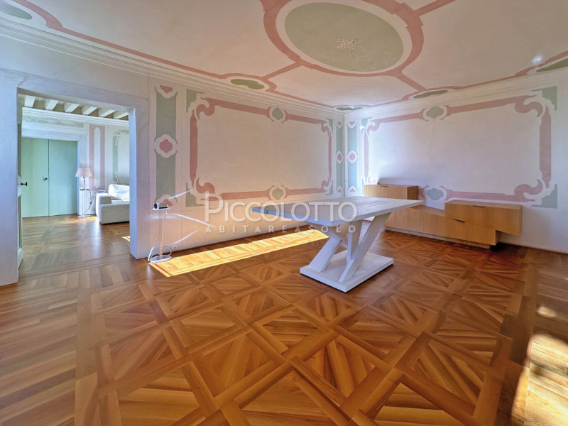 Immagine 16 di Appartamento in vendita  in via Santa Caterina a Asolo