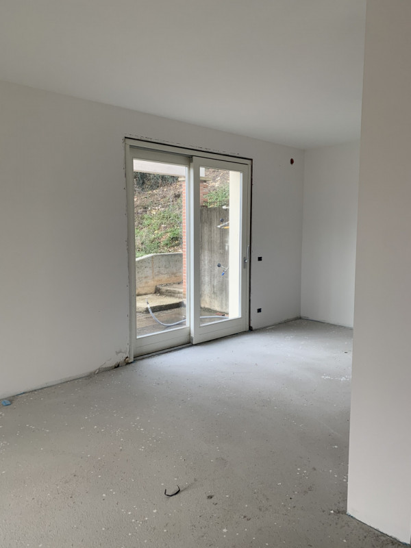 Immagine 2 di Villa in vendita  in Via Martiri della libertà a Costabissara