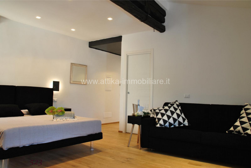 Immagine 8 di Rustico / casale in vendita  in Via Roma a Teolo