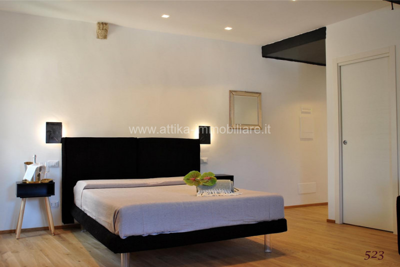 Immagine 9 di Rustico / casale in vendita  in Via Roma a Teolo