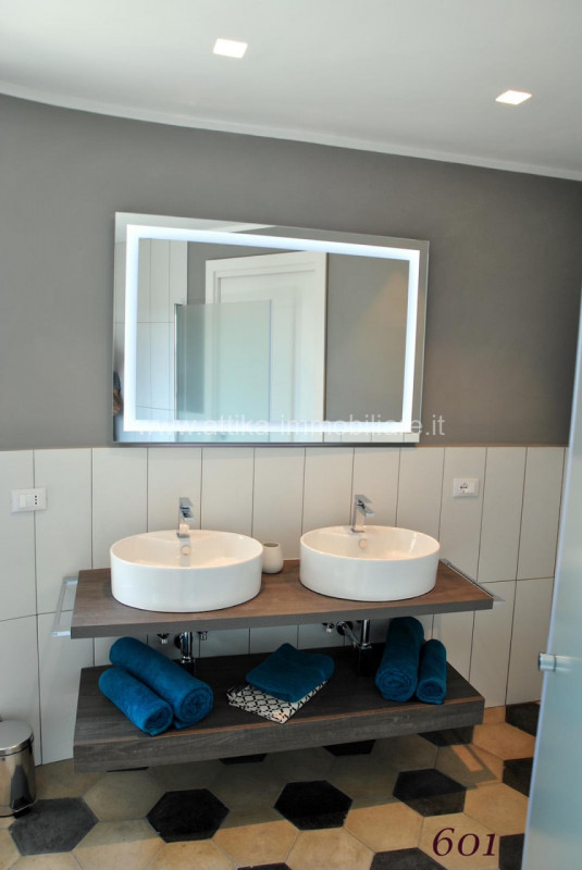 Immagine 11 di Rustico / casale in vendita  in Via Roma a Teolo