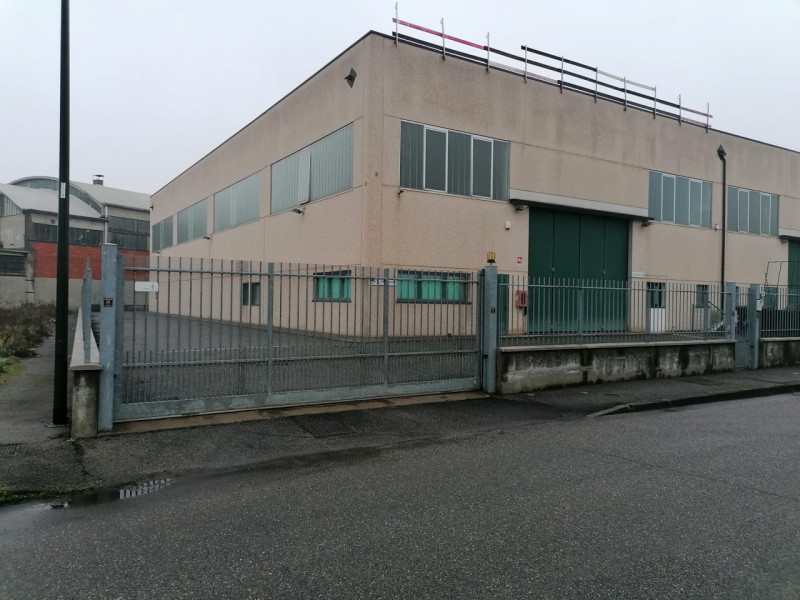 Immagine 3 di Capannone industriale in vendita  in Via Pordoi a Rovato