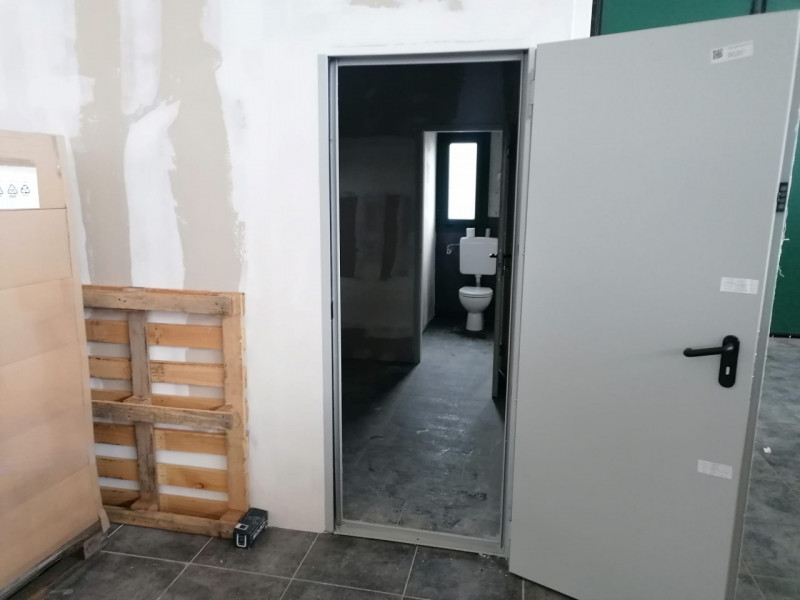 Immagine 9 di Capannone industriale in vendita  in Via Pordoi a Rovato