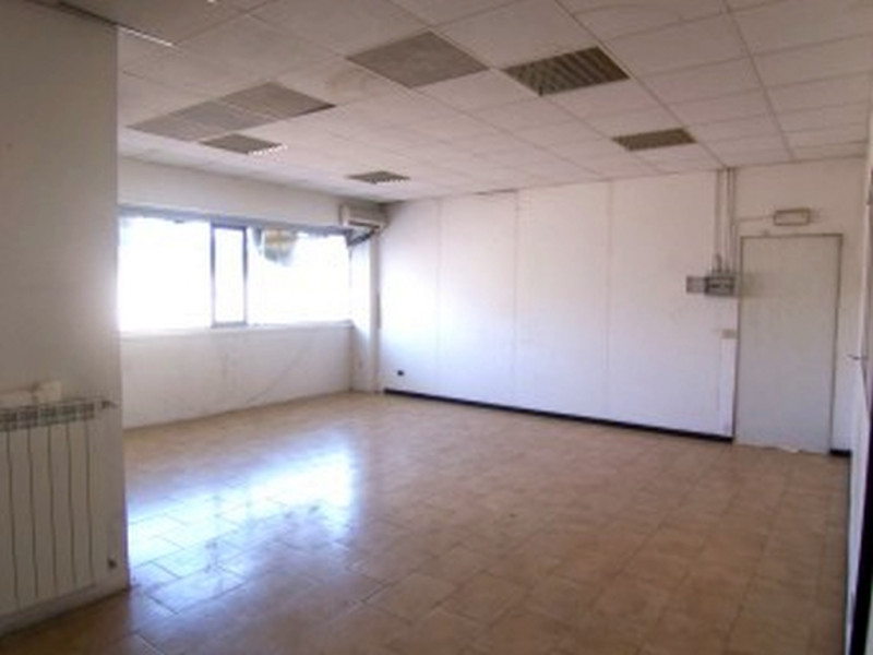 Immagine 5 di Magazzino in vendita  in VIA PERCALI a Settala