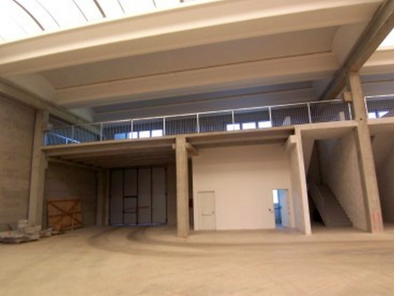 Immagine 3 di Laboratorio in vendita  in VIA BUOZZI a Liscate