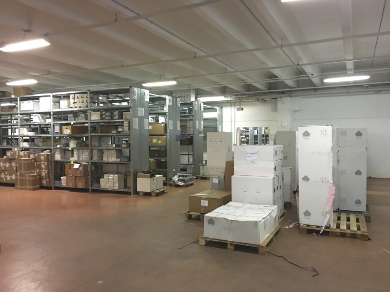 Immagine 10 di Laboratorio in vendita  in VIA ITALIA a Gessate