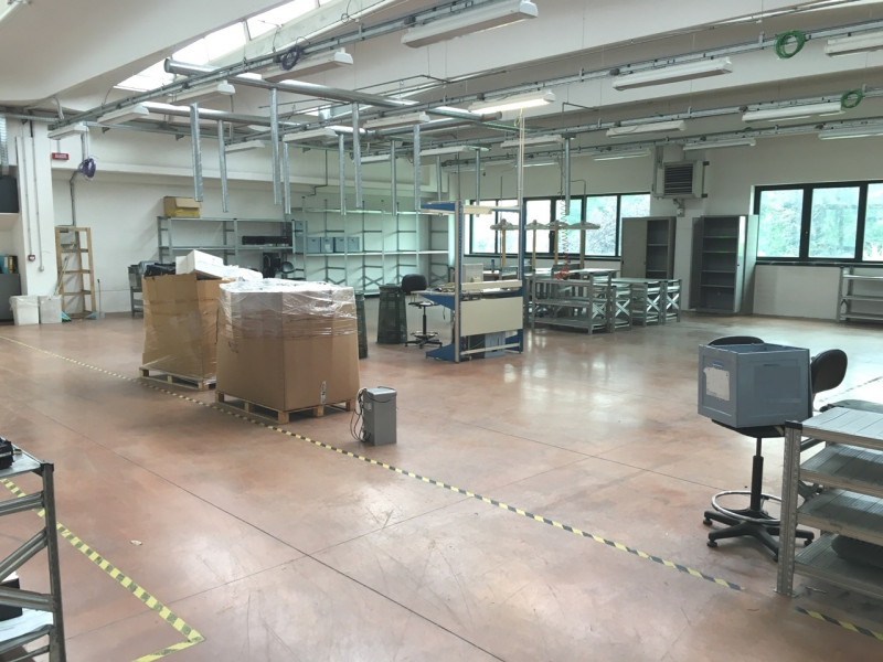 Immagine 18 di Laboratorio in vendita  in VIA ITALIA a Gessate