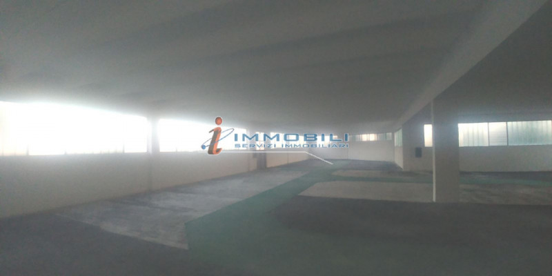 Immagine 19 di Attività commerciale in affitto  in VIA ARCHIMEDE a Settimo Milanese