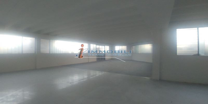 Immagine 6 di Laboratorio in affitto  in VIA ARCHIMEDE a Settimo Milanese