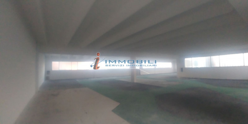 Immagine 17 di Laboratorio in affitto  in VIA ARCHIMEDE a Settimo Milanese