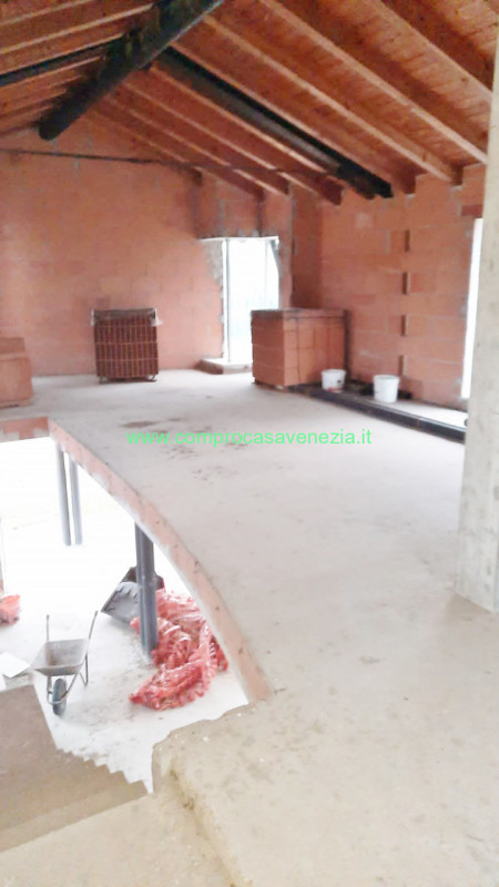 Immagine 4 di Casa indipendente in vendita  in via pantiera a Roncade