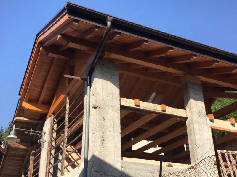 Immagine 6 di Rustico / casale in vendita  in Pez a Tre Ville