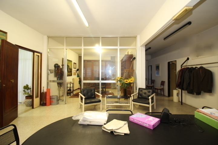 Immagine 4 di Casa indipendente in vendita  a Senigallia