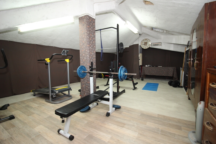 Immagine 13 di Casa indipendente in vendita  a Senigallia