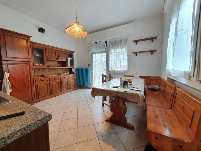 Immagine 9 di Casa indipendente in vendita  in Via Emilia 180 a Anzola Dell'emilia