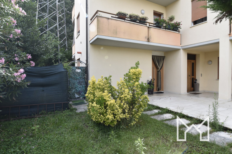 Immagine 26 di Appartamento in vendita  a Romano D'ezzelino