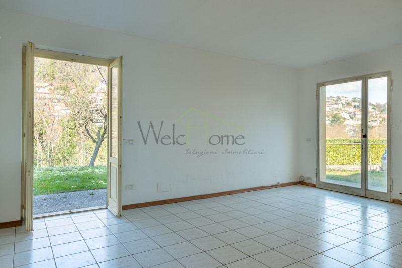 Immagine 16 di Casa bifamiliare in vendita  a Tavernerio