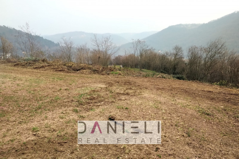 Immagine 6 di Terreno in vendita  in Via Corrubbio a Val Liona