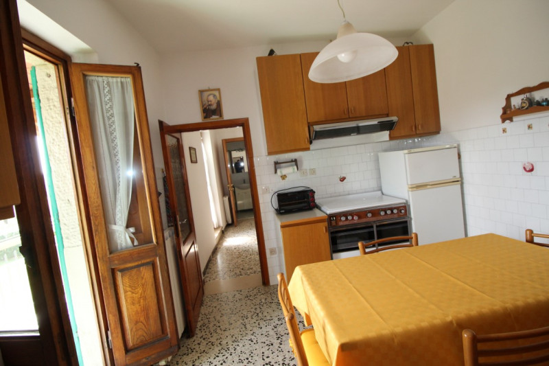 Immagine 15 di Villetta a schiera in vendita  in levane a Montevarchi