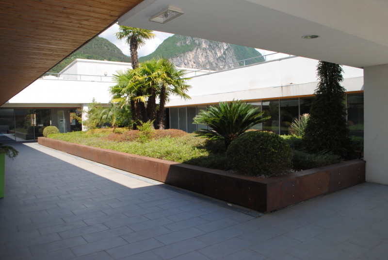 Immagine 4 di Ufficio in vendita  a Riva Del Garda