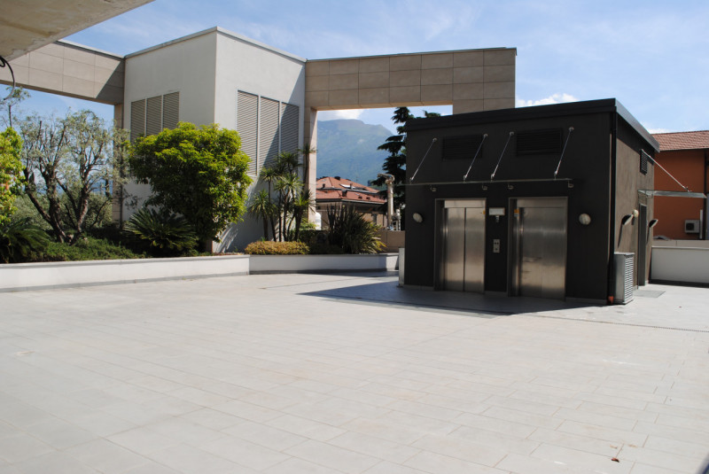 Immagine 6 di Ufficio in vendita  a Riva Del Garda