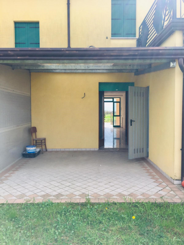 Immagine 21 di Villetta a schiera in vendita  in via arzarello a Borgo Veneto