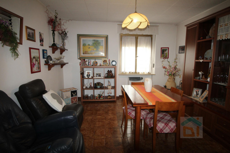 Immagine 4 di Casa bifamiliare in vendita  in Via dei Banduzzi 10/a a Bagnaria Arsa