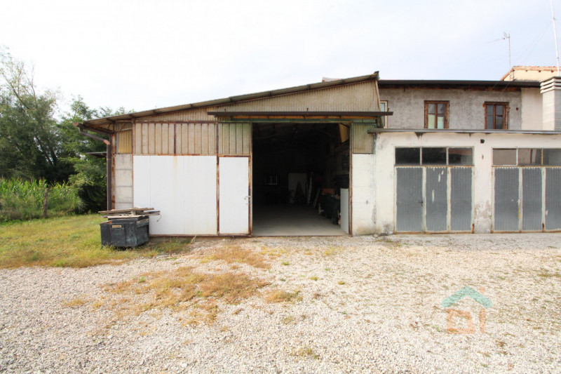 Immagine 19 di Casa bifamiliare in vendita  in Via dei Banduzzi 10/a a Bagnaria Arsa