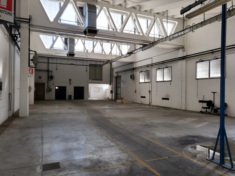 Immagine 2 di Capannone industriale in vendita  in Pernumia a Pernumia