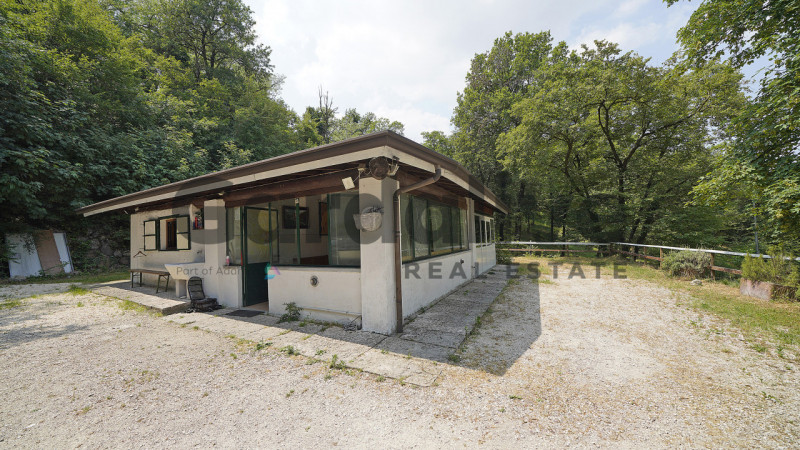 Immagine 7 di Casa indipendente in vendita  in Via Trieste a Calvagese Della Riviera