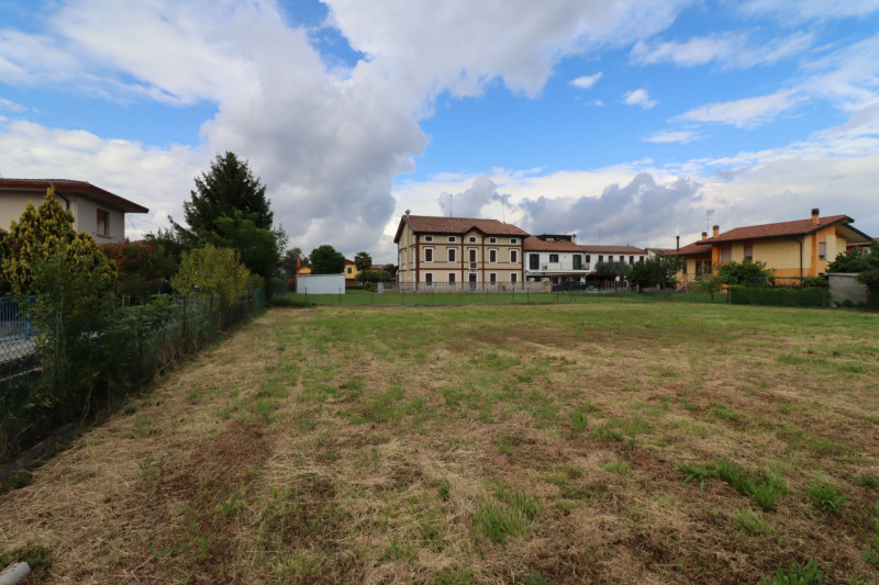 Immagine 4 di Terreno in vendita  in VASCON DI CARBONERA a Carbonera