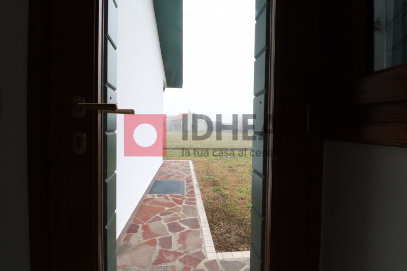 Immagine 12 di Casa indipendente in vendita  a Silea