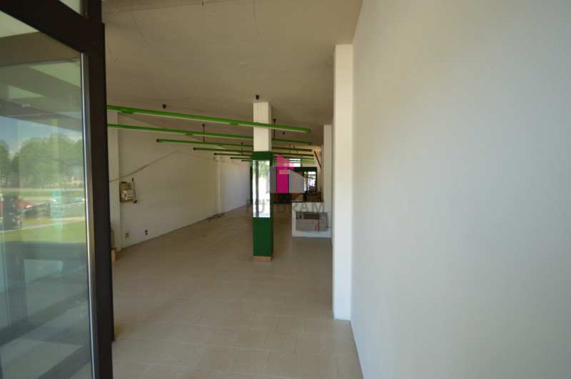 Immagine 5 di Negozio in affitto  in via monte ortigara a Grisignano Di Zocco