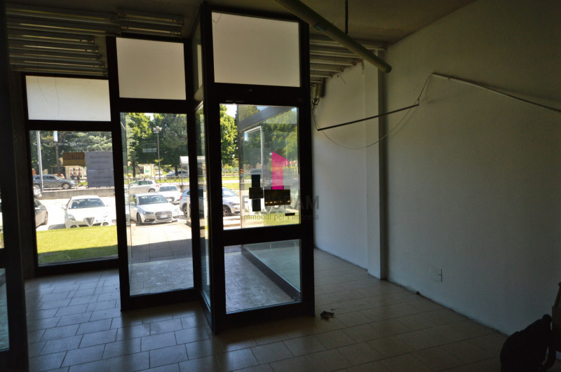 Immagine 11 di Negozio in affitto  in via monte ortigara a Grisignano Di Zocco