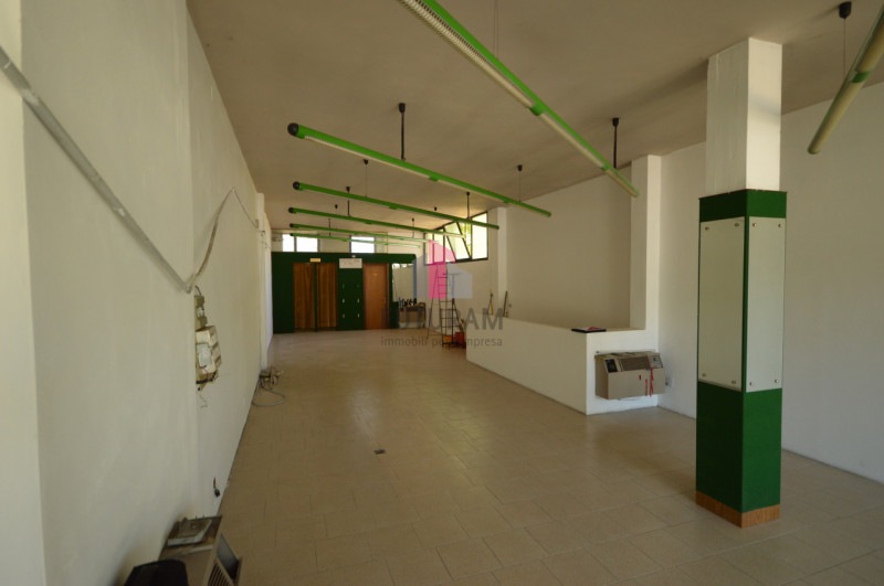 Immagine 13 di Negozio in affitto  in via monte ortigara a Grisignano Di Zocco