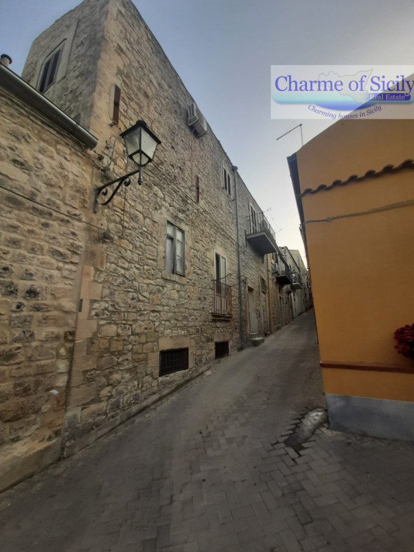 Immagine 6 di Casa indipendente in vendita  in Via Garofalo 29 a Modica