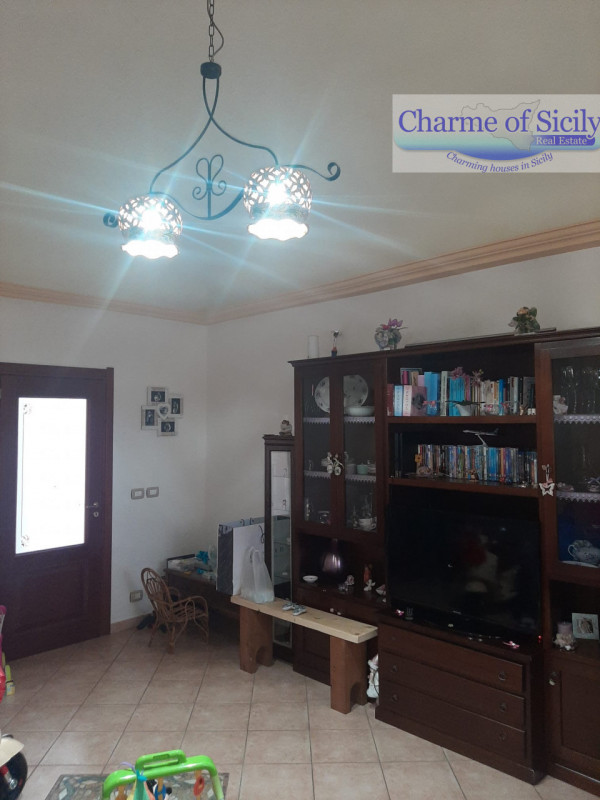 Immagine 34 di Casa indipendente in vendita  in Via Garofalo 29 a Modica