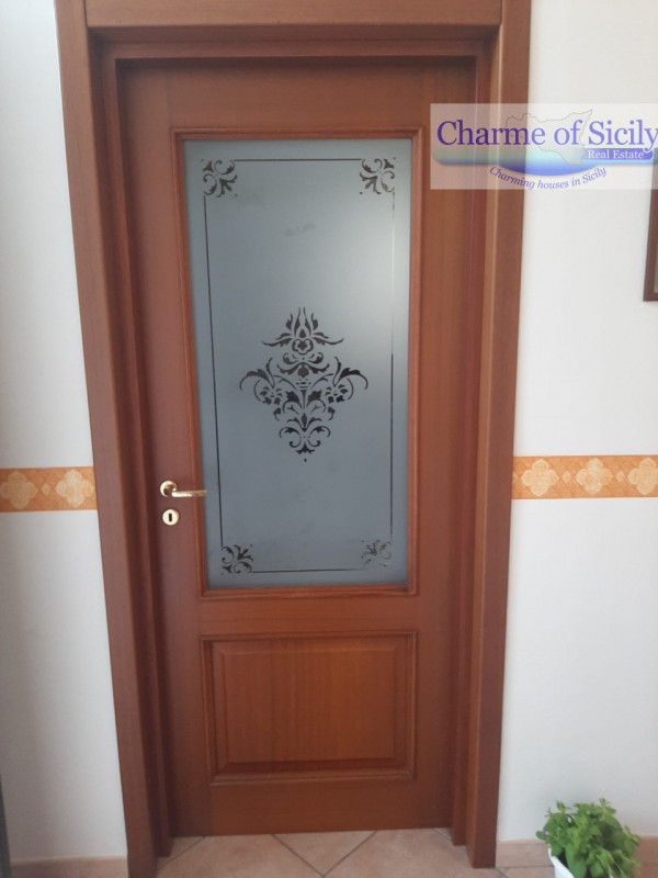 Immagine 43 di Casa indipendente in vendita  in Via Garofalo 29 a Modica