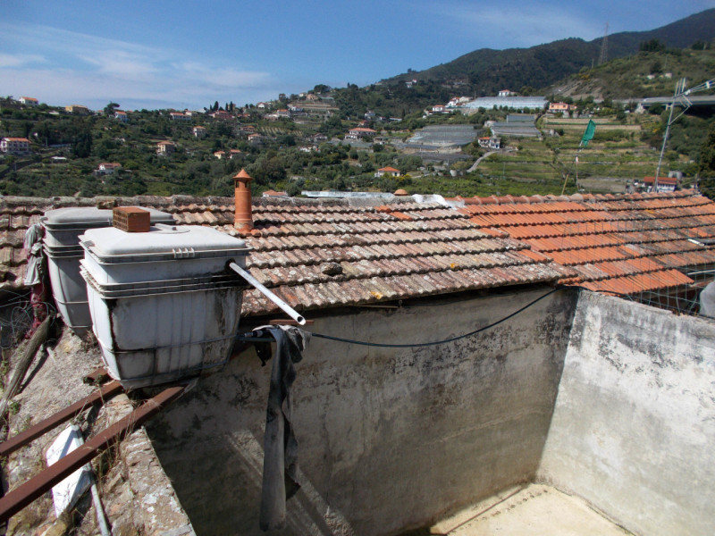 Immagine 10 di Terreno in vendita  in Via  Giacomo Leopardi a San Remo