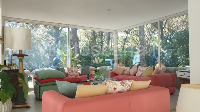 Immagine 5 di Villa in vendita  in Roccamare a Castiglione Della Pescaia