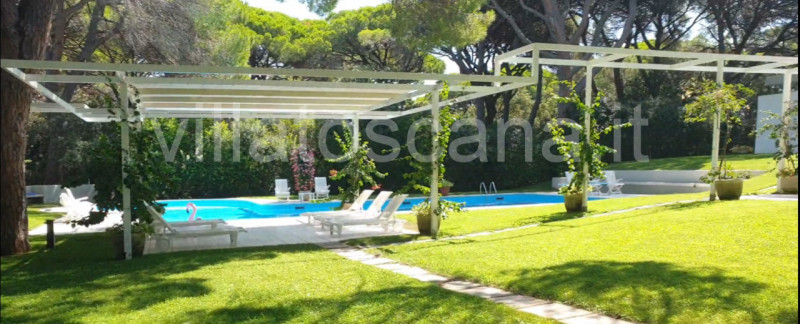 Immagine 7 di Villa in vendita  in Roccamare a Castiglione Della Pescaia