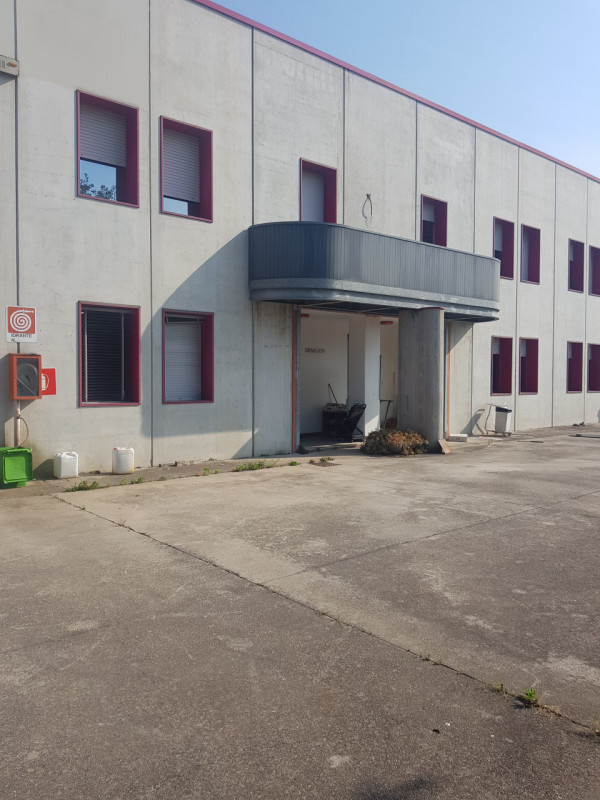Immagine 12 di Capannone industriale in vendita  in Via S. Giovanni a Noventa Vicentina